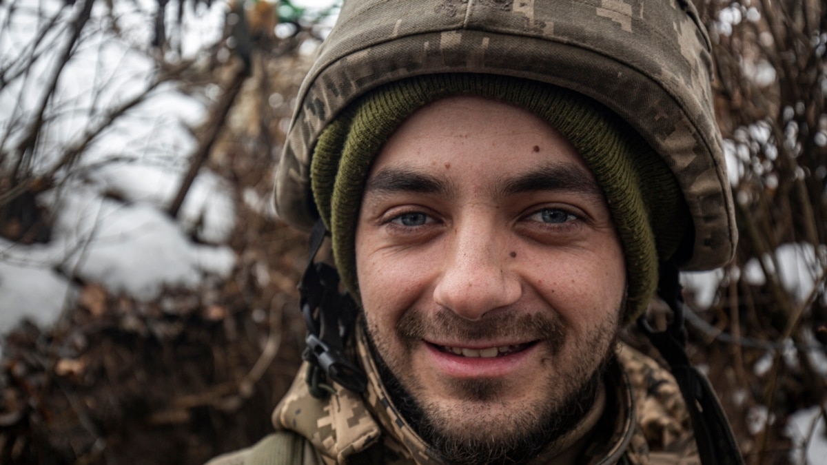 on-the-front-line-with-the-badgers-in-the-trenches-a-ukrainian-unit