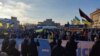 Харків'яни під час Маршу єдності у відповідь на загрозу російського вторгнення. 5 лютого 2022 року