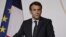امانوئل مکرون می‌گوید:  هر توافقی نیازمند تعهدات کافی و روشن همه است و فرانسه در راستای دستیابی به آن، با همه طرف‌ها در حال کار کردن است.