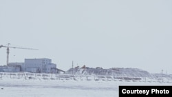 Золотоперерабатывающая фабрика, против запуска которой ранее выступали жители поселка Бестобе Акмолинской области. 30 января 2022 года