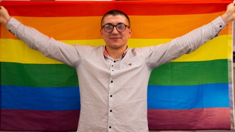 Consiliul antidiscriminare i-a dat dreptate tânărului șicanat în armata R. Moldova pentru că e gay