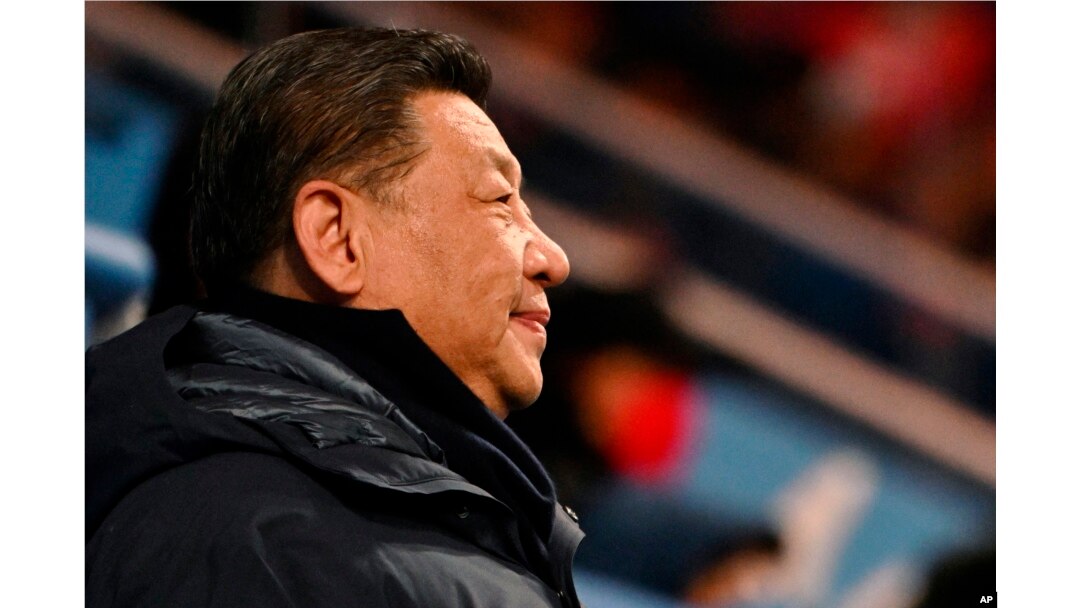 Președintele chinez, Xi Jinping, așteaptă începerea ceremoniei de deschidere a Jocurilor Olimpice