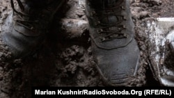 Російські військові кажуть, що тижнями перебувають на фронті мокрі «з ніг до голови» і споживають одноманітну їжу в повсюдній багнюці (фото ілюстративне)