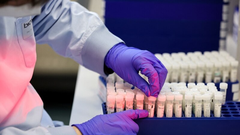 Shkencëtarët kinezë prezantojnë test të ri për koronavirus