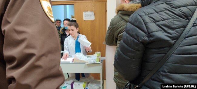 Mungesa e SISH-it shkakton radhë të gjata të pacientëve edhe nëpër klinikat e Qendrës Klinike Universitare të Kosovës (Fotografi nga arkivi).