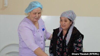 Үштік әйелімді трахты