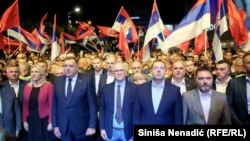 Членови на владејачките партии во Република Српска за време на нивните протести поради оспорените изборни резултати, Бања Лука, 25 октомври 2022 година