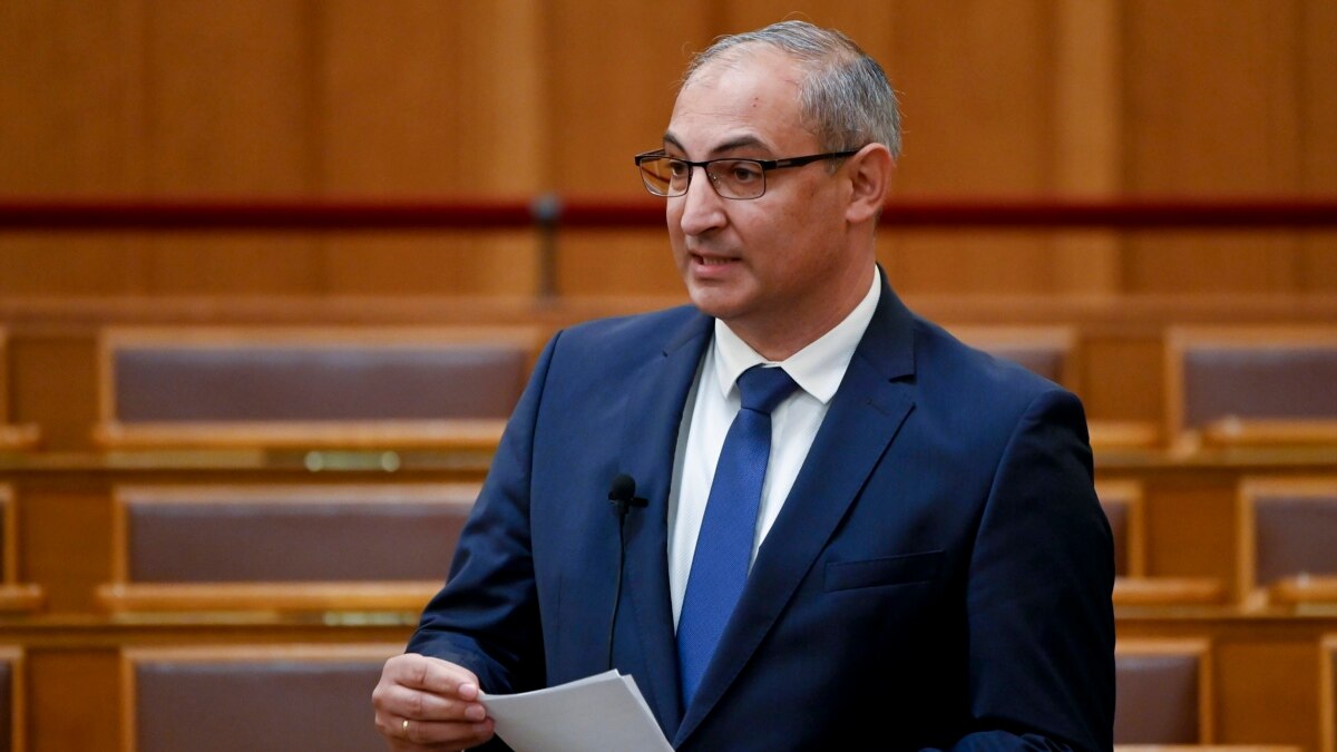 The appointment of the government commissioner responsible for Roma relations, Attila Sztojka, was revoked