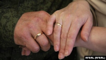 Украинадағы мас украиндық әйелдермен жыныстық қатынас