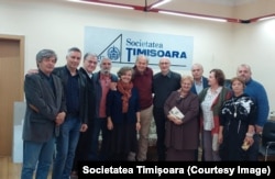 La întâlnirea lui Thierry Wolton cu membrii Societății Timișoara au participat Florian Mihalcea, Smaranda Vultur, Vasile Popovici, Alexandra Mihalcea, Laurian Ieremeiov, Doru Botoiu, Alin Gavreliuc, Marcel Tolcea, Cristian Pătrășconiu, Paul Mihalcea și Brîndușa Armanca