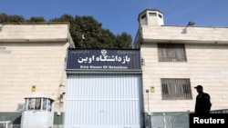 Tehran's notorious Evin prison (file photo)