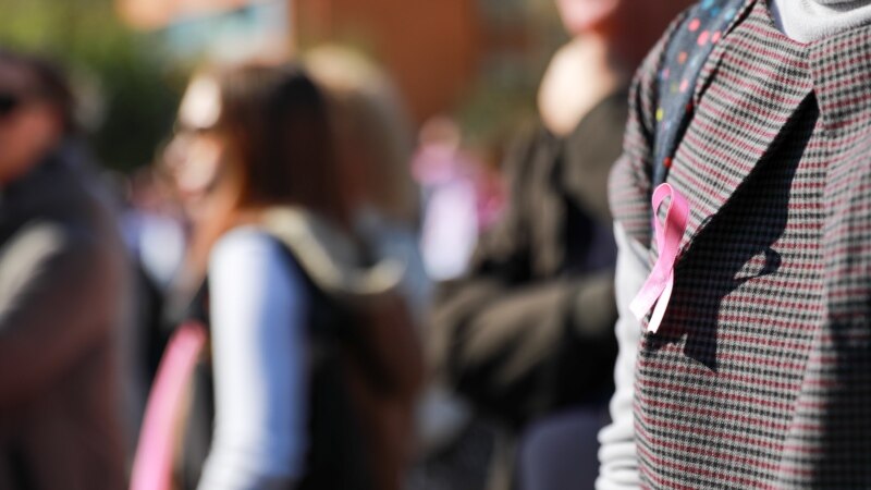 Marsh për kujdes nga kanceri i gjirit