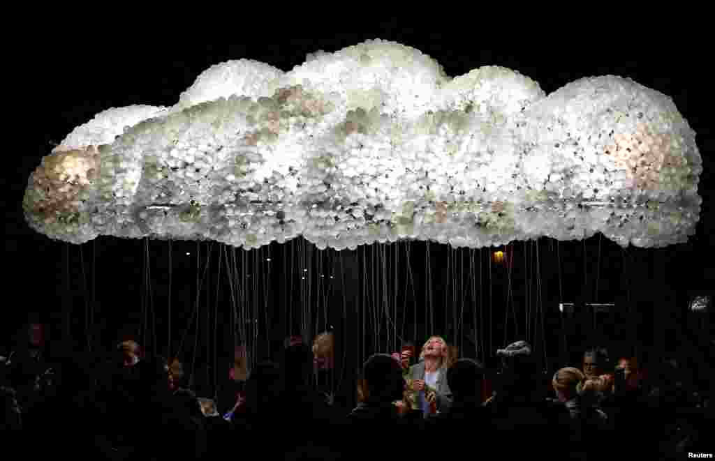 Jedna od instalacija Festivala svjetla u Pragu, Češka Republika, 13. oktobar.