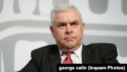 Angel Tîlvăr se află în Parlament de 20 de ani, dar nu s-a făcut remarcat prin vreun proiect special sau discurs. Între decembrie 2014 și noiembrie 2015 a fost ministru delegat pentru românii de pretutindeni.
