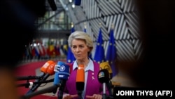Եվրոպական հանձնաժողովի նախագահ Ուրսուլա ֆոն դեր Լայենը ԵՄ գագաթնաժողովում խոսում է Ուկրաինայի մասին, Բրյուսել, 21 հոկտեմբերի, 202թ. 