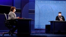 Перевірка готовності телестудії до дебатів кандидатів у віцепрезиденти, ролі Гарріс і Пенса грають її працівники, Солт-Лейк-Сіті, штат Юта, 6 жовтня 2020 року