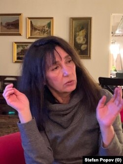  Албена Стамболова 