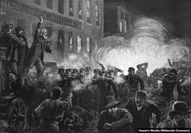 La sfârșitul secolului XIX, activiștii de stânga din întreaga lume luptau pentru condiții de muncă mai demne. Protestul din Chicago s-a soldat cu violențe care au marcat politicile internaționale de stânga și au dus la crearea Zilei Muncii.