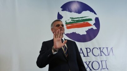 Бившият служебен премиер Стефан Янев проведе в неделя учредителното събрание