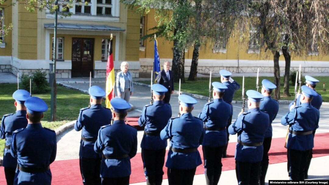 Njemačka od 2012. ne učestvuje u mirovnoj misiji Evropske unije u Bosni i Hercegovini. Prijem ministrice odbrane Njemačke u Sarajevu, 4. maj 2022.
