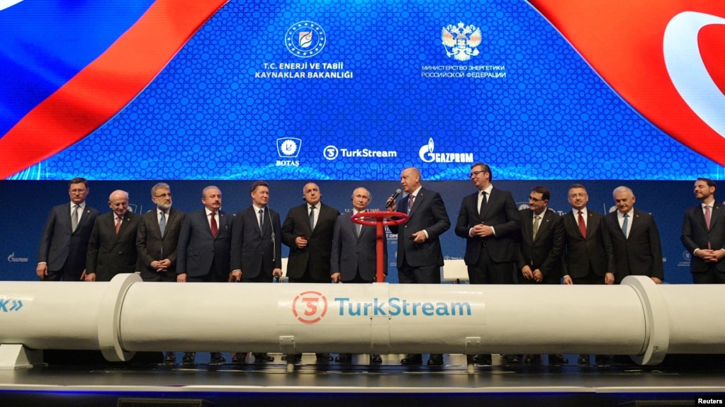 Бойко Борисов, Владимир Путин, Реджеп Тайип Ердоган, Александър Вучич и други на церемонията по откриването на "Турски поток" през януари 2020 г.