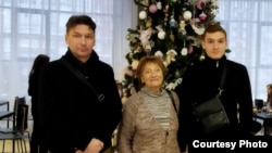 Татьяна Савинкина со своей семьей