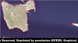 Патрульні катери РФ біля острова Зміїний, 28 квітня 2022 року