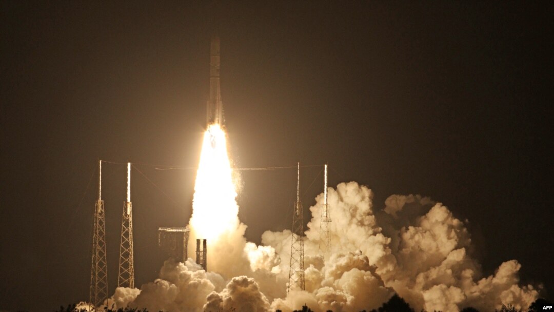 Racheta Vulcan decolează de la Cape Canaveral, pe8 ianuarie 2024, transportând modulul robotizat de aselenizare Peregrine. 