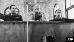 Iran -- PM Mohammed Mossadegh during court hearing on November 11, 1953