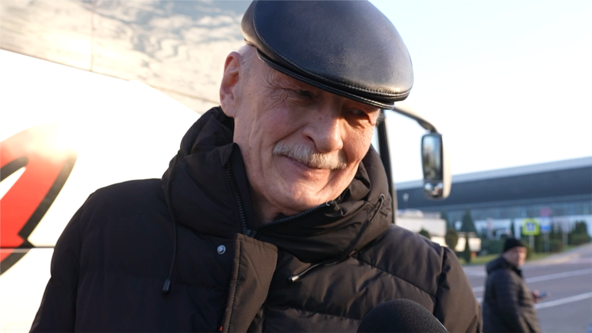 Українці, які їдуть до Одеси через Молдову про затримку на кордоні внаслідок атаки РФ (відео)