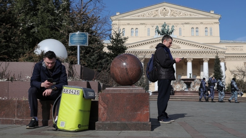 Влада РФ вирішила повністю обмежити мобільний інтернет у Москві 9 травня