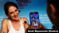 زر امیرابراهیمی، سینماگر ایرانی