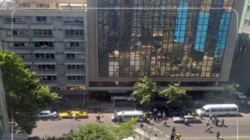 Iranska policija rasterala masu ljutu masu zbog urušavanja zgrade 