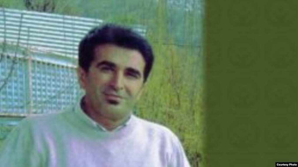 Eskandar Lotfi, Iranian teachers rights activist. Prisoner