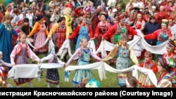 Фестиваль старообрядцев "Семейская Круговая"