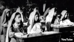 İranda Azərbaycan məktəbi, 1946-cı il