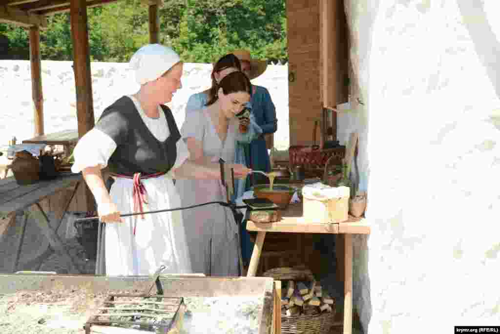 Мастер-класс по выпеканию средневековых вафель на генуэзской кухне