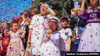 Еуропалық театрлардағы порнографиялық қойылымдар