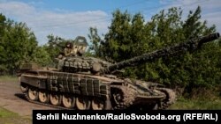 Нещодавно міністр оборони Олексій Резніков заявив, що «Україні конче потрібне важке озброєння, і дуже швидко»