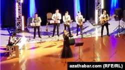 Maýsa Nyýazowa. "Jazz öwüşgünleri" atly konsert. Türkmenistanyň döwlet medeni merkezi Mukamlar köşgi. Aşgabat. 2022-nji ýylyň 5-nji iýuny