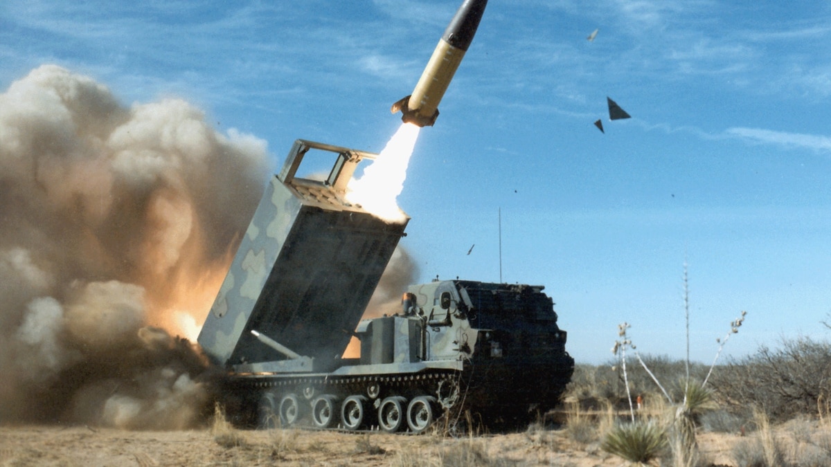 США близькі до схвалення відправки Києву ракет більшої дальності з касетними боєприпасами