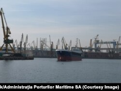 Portul Constanța este cel mai important port maritim din Balcani.