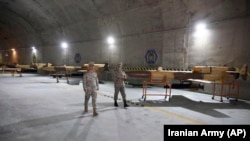 Drone militare într-un buncăr al armatei iraniene situat la o adâncime de o sută de metri