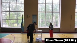 Голосование в день конституционного референдума 5 июня 2022 года