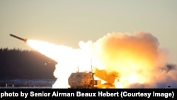 HIMARS жогорку мобилдүү артиллериялык системасы. 