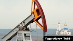 Ілюстраційне фото. Видобуток нафти в республіці Татарстан, Росія, квітень 2020 року