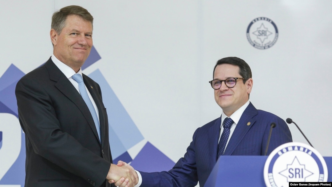 Plenul Parlamentului ar putea să nu mai aibă un cuvânt de spus în demiterea șefului SRI, funcție ocupată acum de Eduard Hellvig, și nici în ce privește rapoartele de activitate ale instituției. 