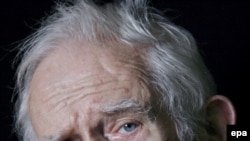 Стиль Нормана Мейлера метафоричен, образен, поэтичен и по-барочному избыточен