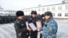 Омск: заключенных пытали и заставляли строить яхту прокурору