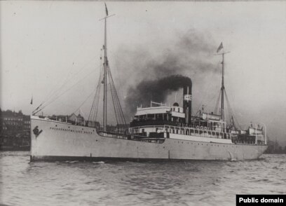 Anija gjermane Oberburgermeister Haken, ishte një prej të ashtuquajturave "Anije të filozofëve". Kjo anije barti intelektualët rusë për në Perëndim më 1922.